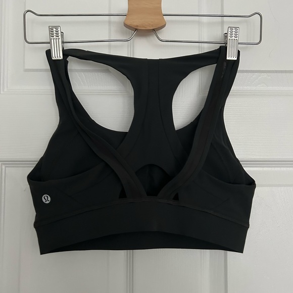 Charcoal grey lululemon sports bra size 8 - Picture 2 of 3